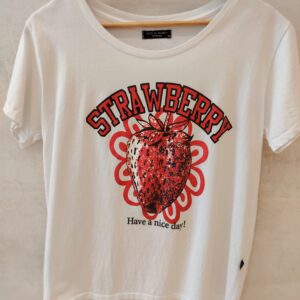 Remera strawberry