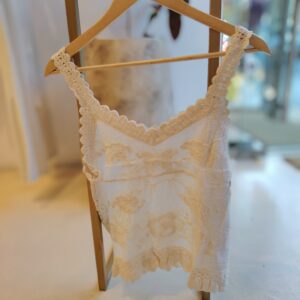 Blusa rumania